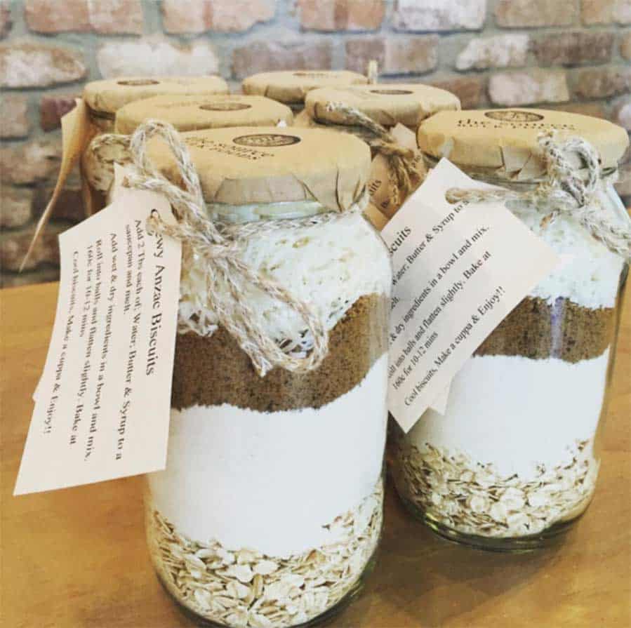 Anzac cookies, recipe in a jar for a gift