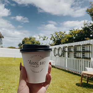 takeaway coffee cup at Kingscliff cafe Chinny Brew