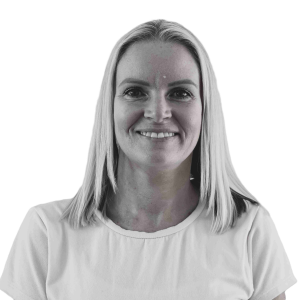 GILLIAN HEAD shot B&W – no background 300×300 Gillian Macdonald